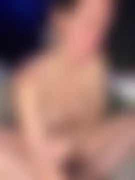 chellerayy's Webcam Show