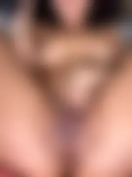 Kiki_hammyy's Webcam Show