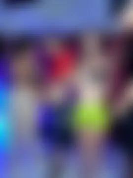 royalgirls_x's Webcam Show