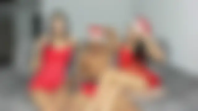 hotlittleones18's Live Sex Cam Show