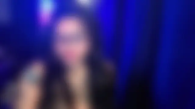 chicanachic13's Webcam Show