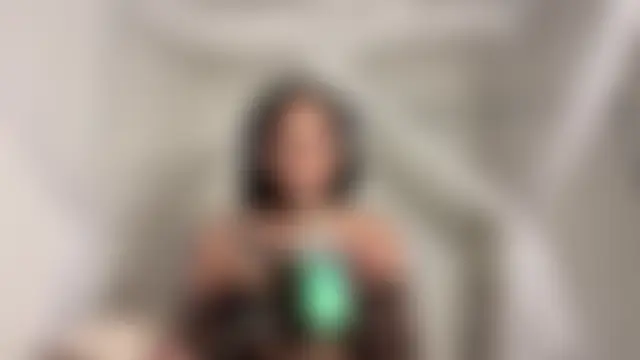 shandiloveslemonss' Live Sex Cam Show