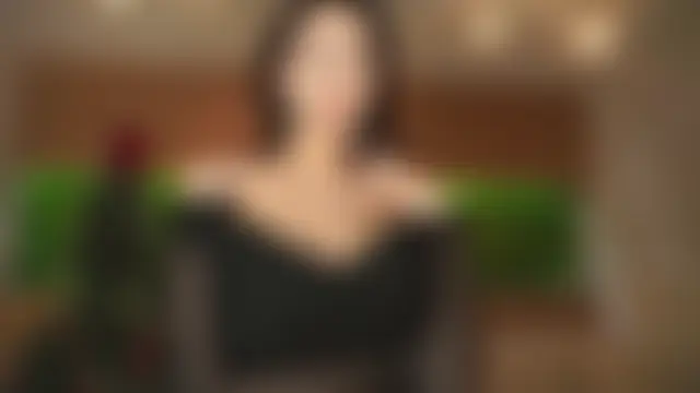 ElmaSmallman's Live Sex Cam Show