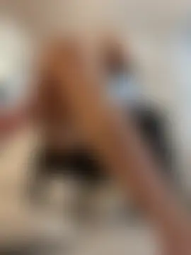 KeiraDark's Live Sex Cam Show