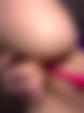 HugeBoobsAlice's Webcam Show