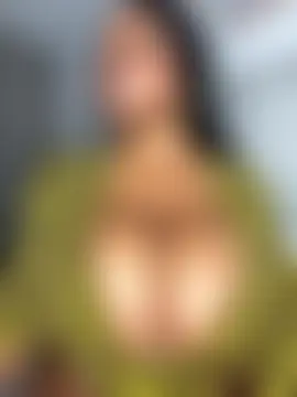 RoyalVibeXO's Webcam Show