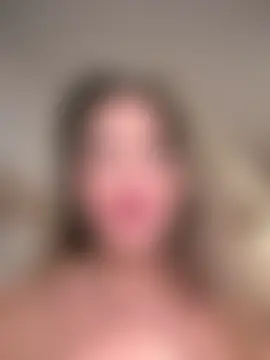 Alirawrz's Live Sex Cam Show