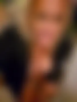 Isabellaa04's Live Sex Cam Show