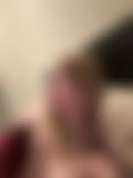 Chloemillerrxx's Live Sex Cam Show