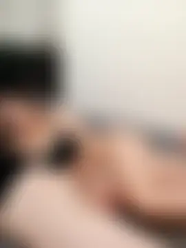 Aleioji10's Live Sex Cam Show