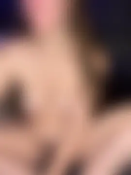 chellerayy's Webcam Show