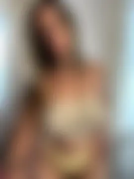 BelleLouiseVp's Webcam Show