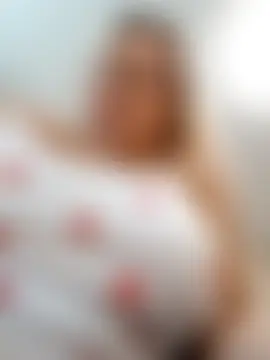 Liana_MilfHot's Live Sex Cam Show