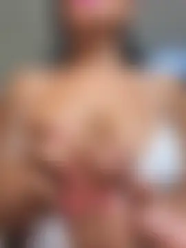 Latina-miss' Live Sex Cam Show