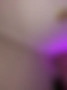 HugeBoobsAlice's Live Sex Cam Show