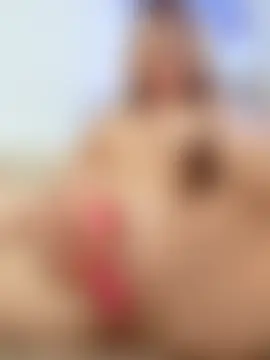 LeaHotxx's Live Sex Cam Show