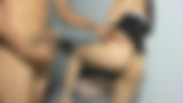 hotlittleones18's Live Sex Cam Show