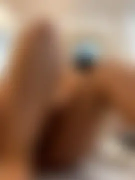 KeiraDark's Live Sex Cam Show