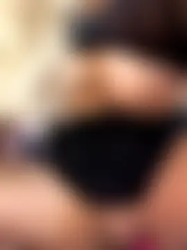 Suyin_squirt22's Webcam Show