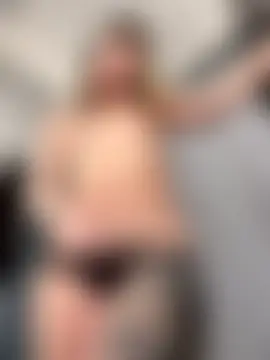 ValenciaShock's Live Sex Cam Show