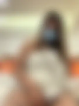 youngcoupleloverose's Webcam Show