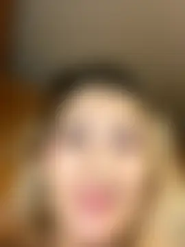 LittleMissEeve's Live Sex Cam Show