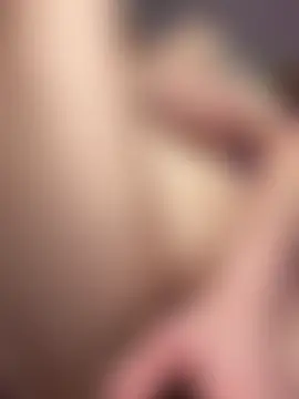 HugeBoobsAlice's Live Sex Cam Show