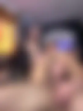 myc_hot's Webcam Show