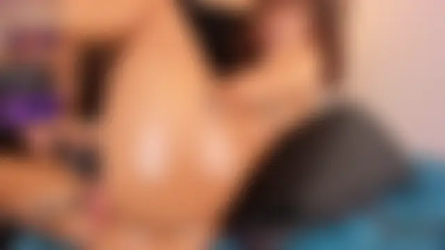 Emily_brown04's Webcam Show