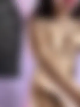 ZeziFlowers' Webcam Show