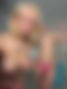 elloriah's Live Sex Cam Show