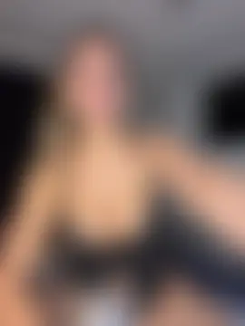 iam_sofia__'s Live Sex Cam Show