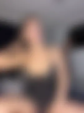 iam_sofia__'s Live Sex Cam Show