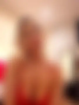 AureliaDoux's Live Sex Cam Show