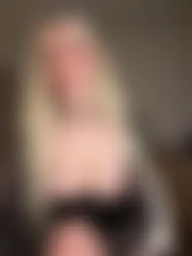 xDinnax's Live Sex Cam Show