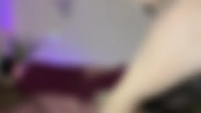 kellyvenous' Live Sex Cam Show