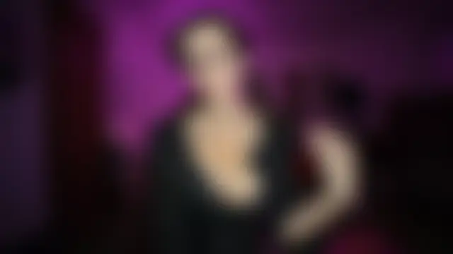 GennaJames' Webcam Show