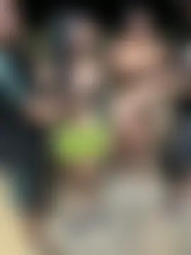 royalgirls_x's Webcam Show