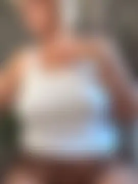 LadiNika's Live Sex Cam Show