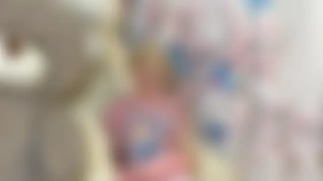 ViollaBloom's Live Sex Cam Show