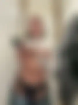 nicole111's Live Sex Cam Show