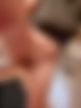 Aleioji10's Live Sex Cam Show