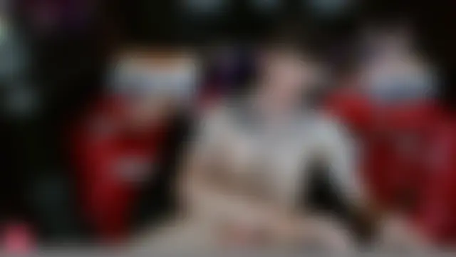 andrewxbi's Webcam Show