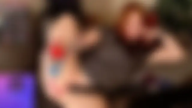 Strawberryfoxx's Webcam Show