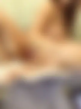 Faidraishere's Live Sex Cam Show