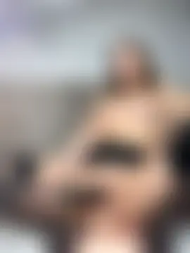 SweetieSinXXX's Live Sex Cam Show