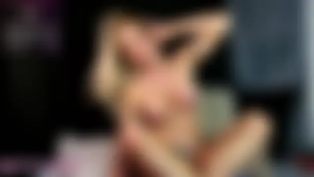 blondiluvsanal's Webcam Show