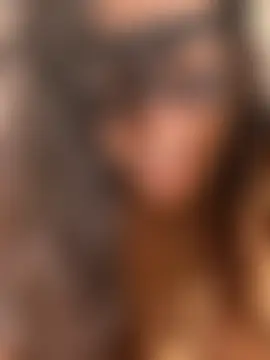 EmySkinny85's Live Webcam Show