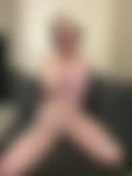 CreamedKitten's Live Webcam Show