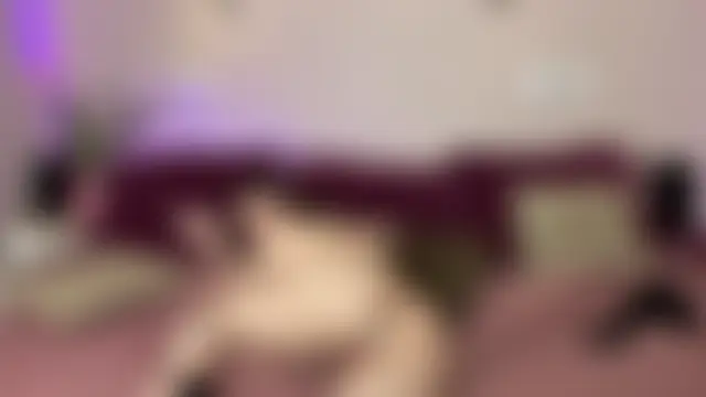 kellyvenous' Live Sex Cam Show